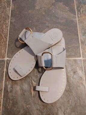 Tory Burch Ravello studded sandals Size 9